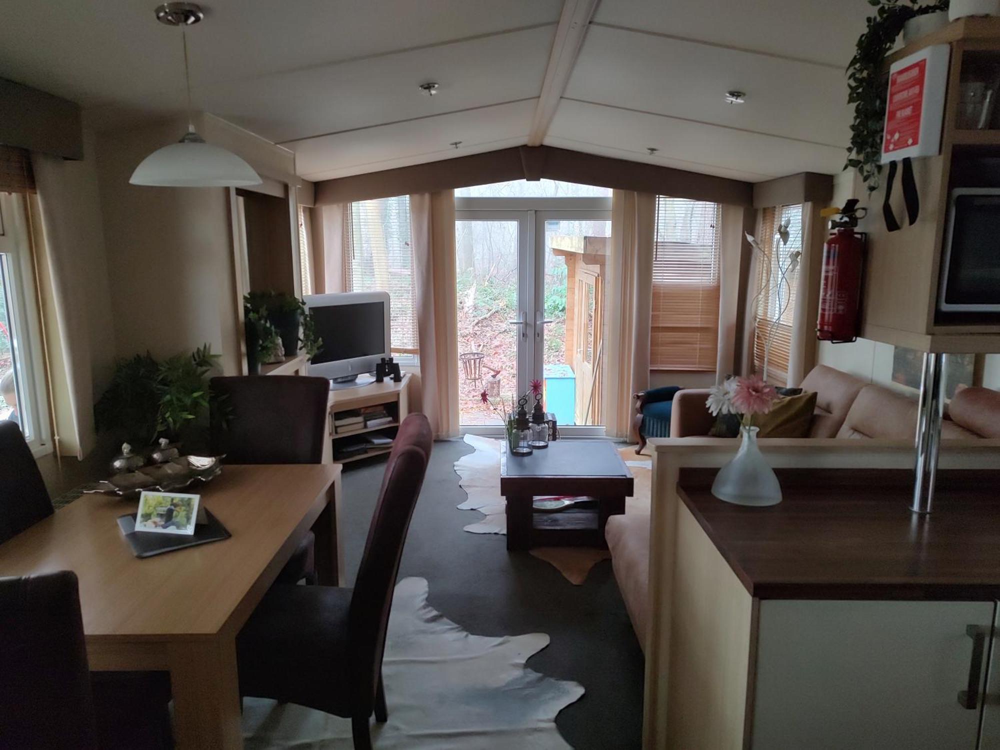 Chalet Met Veranda Aan Bosrand Vledder Esterno foto