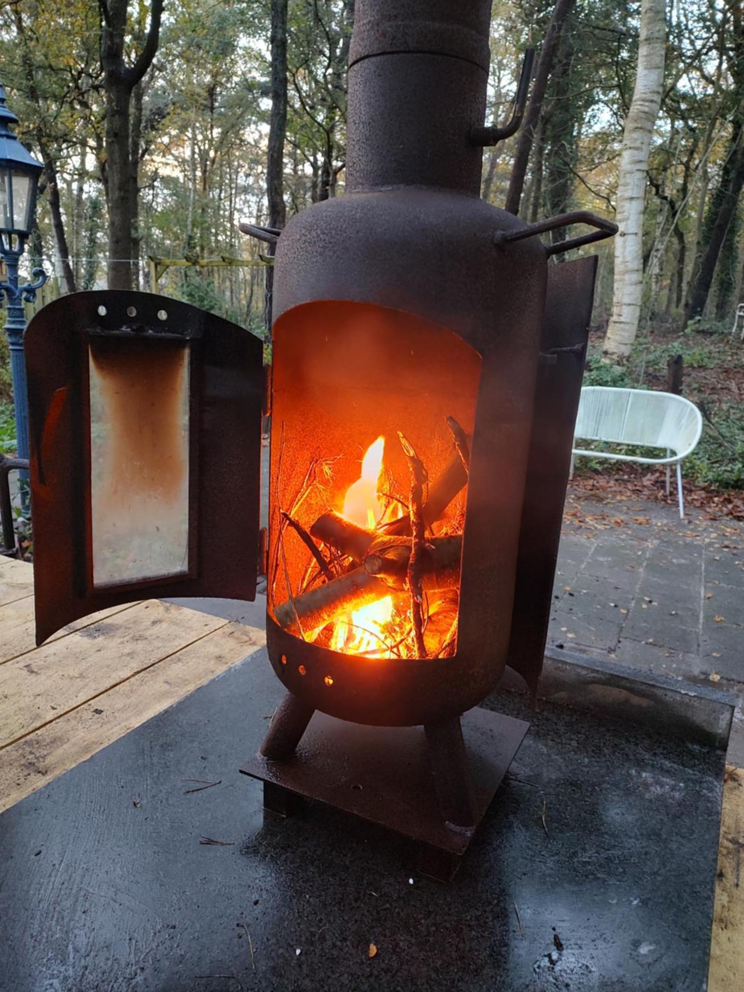 Chalet Met Veranda Aan Bosrand Vledder Esterno foto