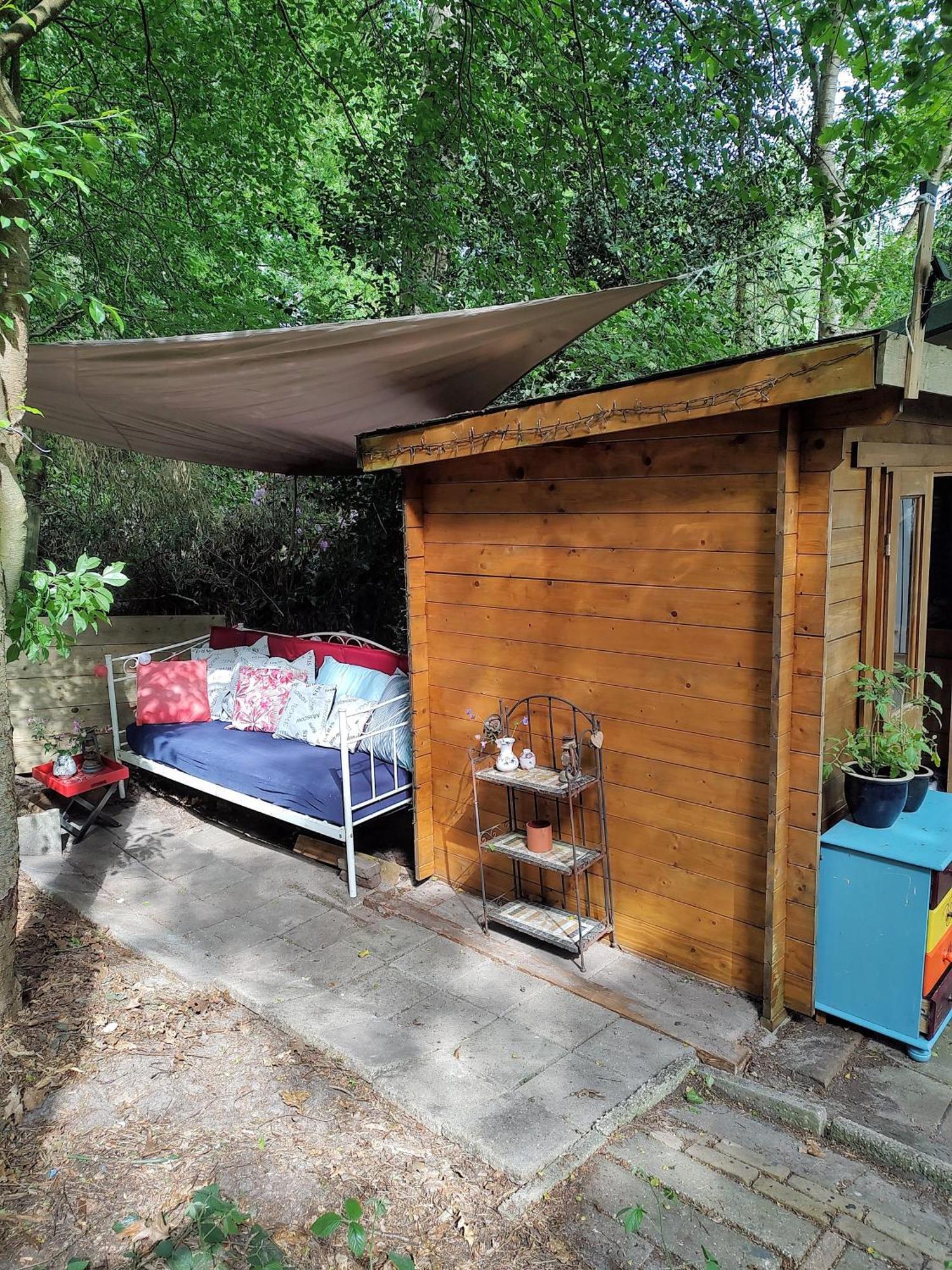 Chalet Met Veranda Aan Bosrand Vledder Esterno foto
